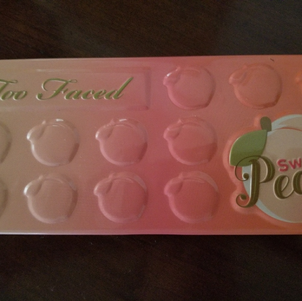 Peach Palette